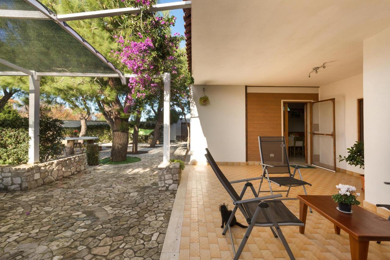 Villetta Spiaggia Bella By Barbarhouse Torre Rinalda Exterior photo